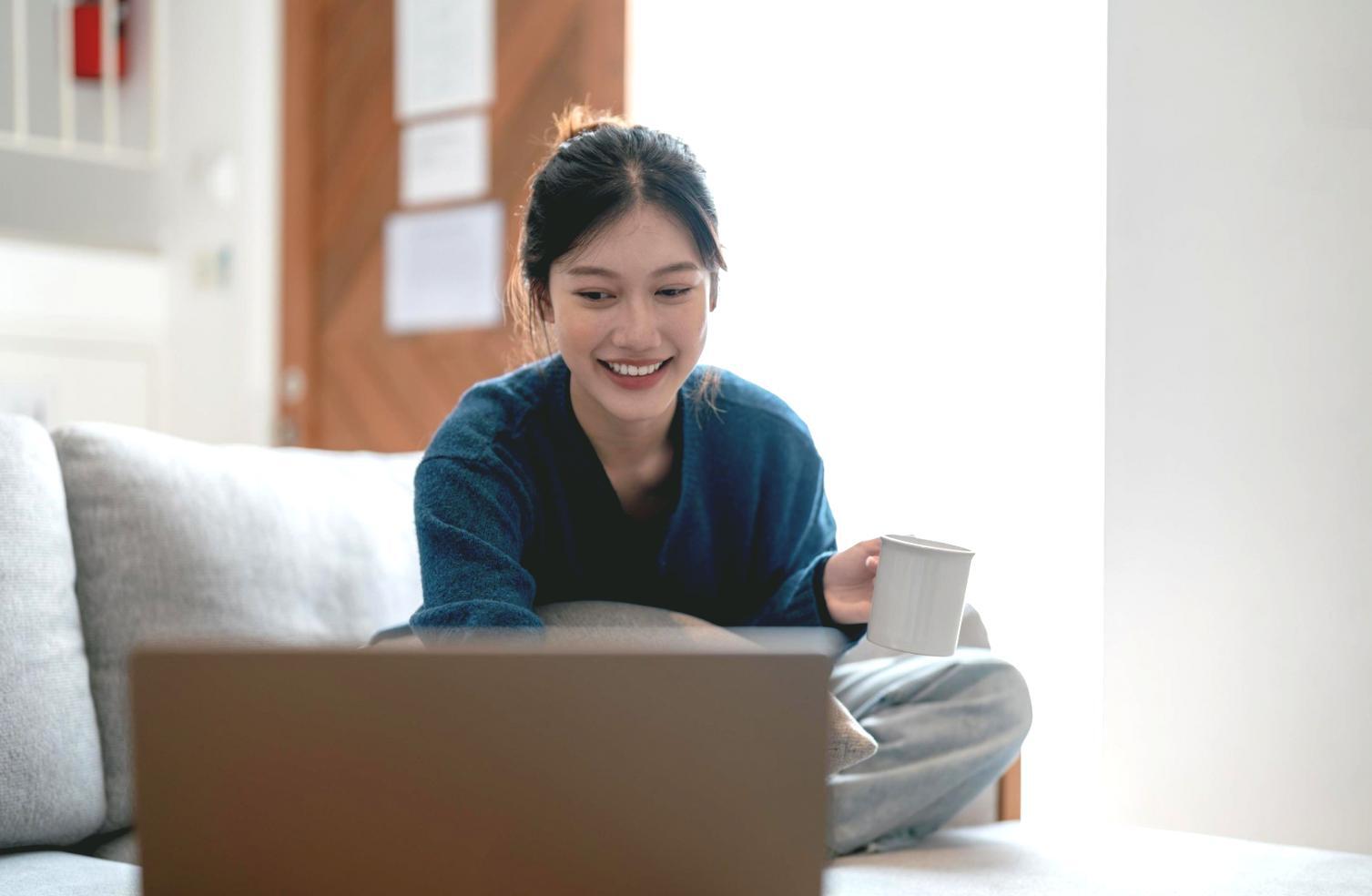 Professional financial communication workshop session